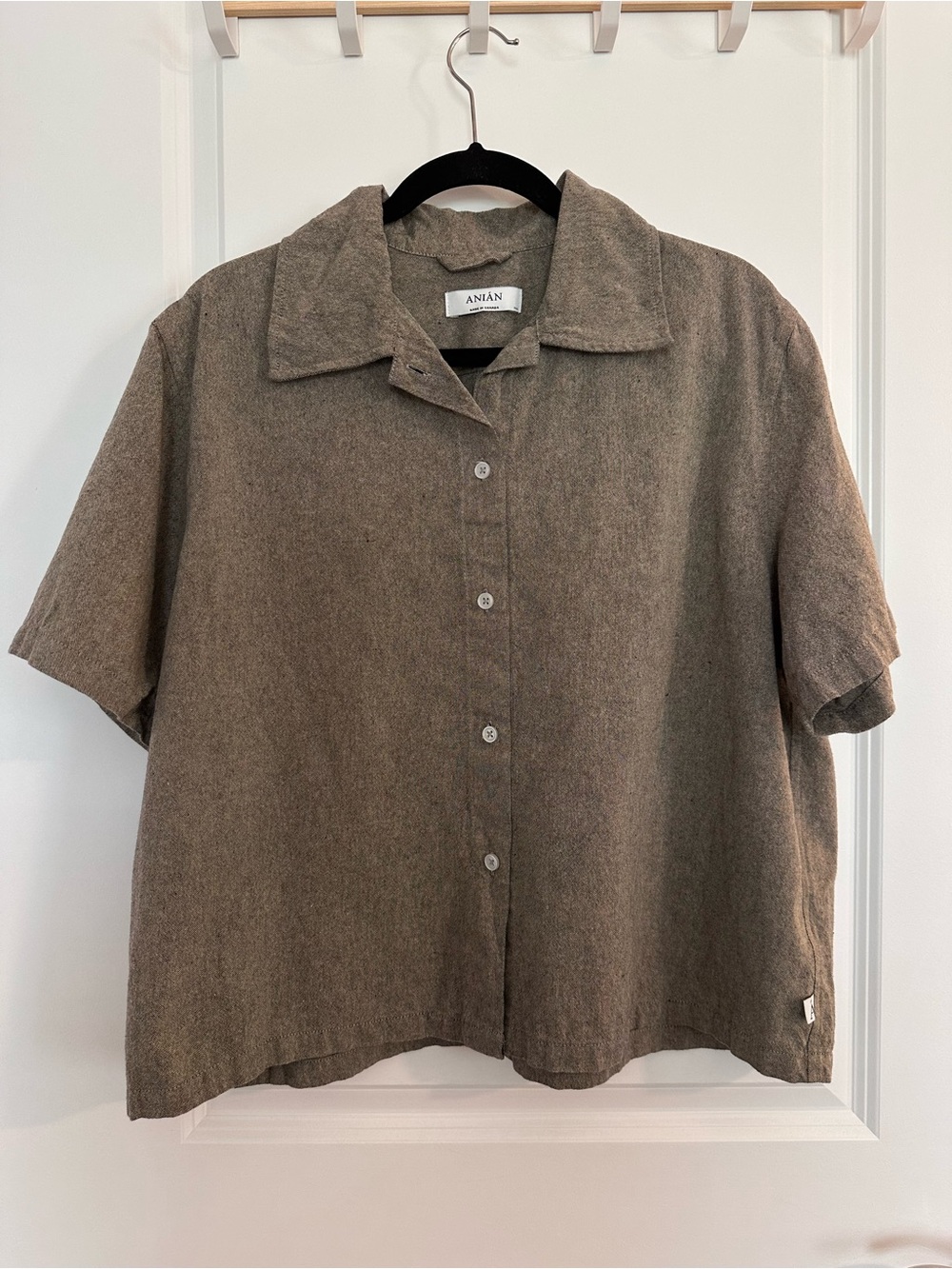 Anian The Haro Crop Shirt in Sail - Women’s Cropped Button Down Shirt - XXL